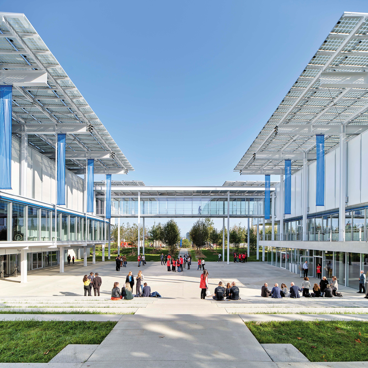 Solarchitecture_solar_machine_exhibition_CERN